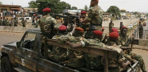 Guinée : Ce que l'on sait sur les échanges de tirs dans un camp militaire
