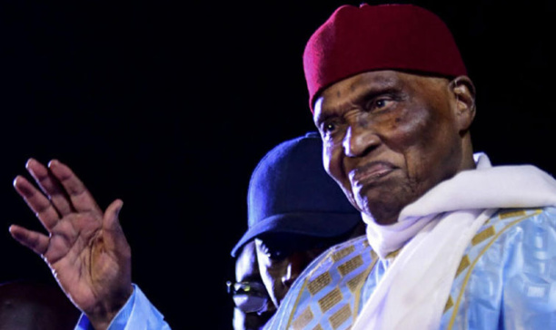 Elections législatives du 31 juillet :  Abdoulaye Wade arrive finalement ce vendredi à Dakar