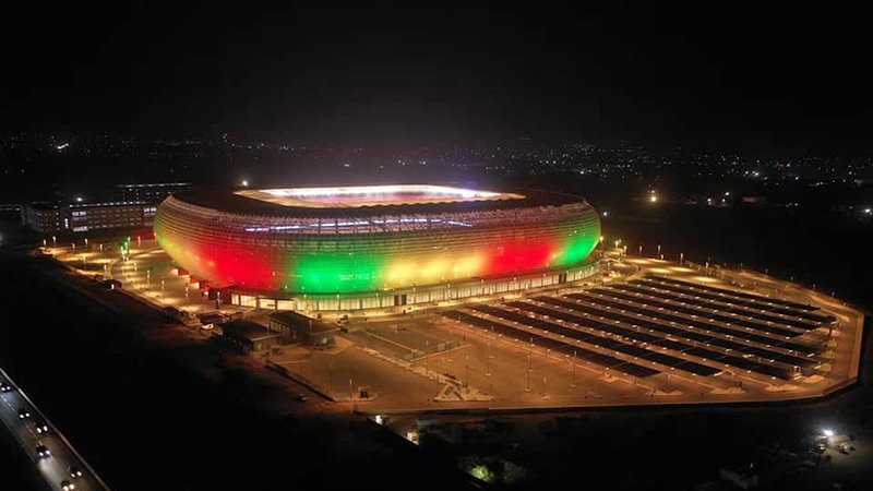 Inaugurant le Stade Abdoulaye Wade : Macky Sall entend poursuivre la réhabilitation des infrastructures sportives